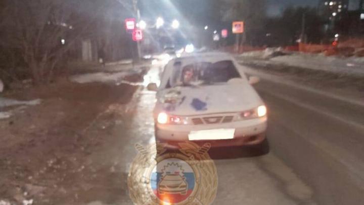 Парень на иномарке сбил женщину на 7-й Дачной в Саратове