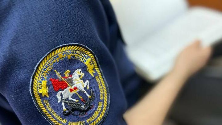 В Энгельсе под пожилой женщиной провалился пол в квартире