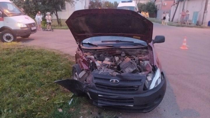 Женщина и ребенок пострадали в ДТП в Марксе