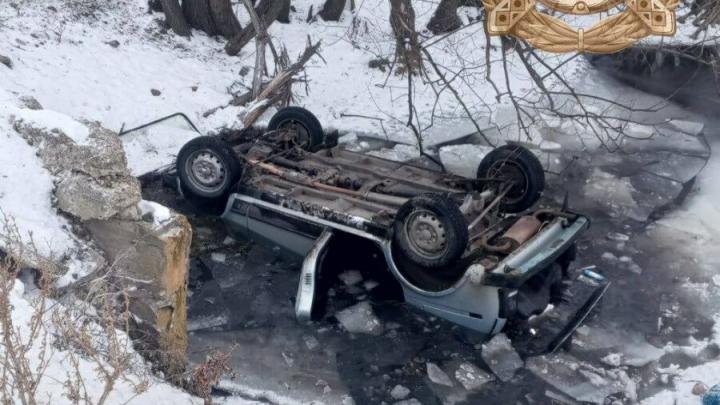 В перевернувшейся "Ниве" в Вольском районе погибла девочка