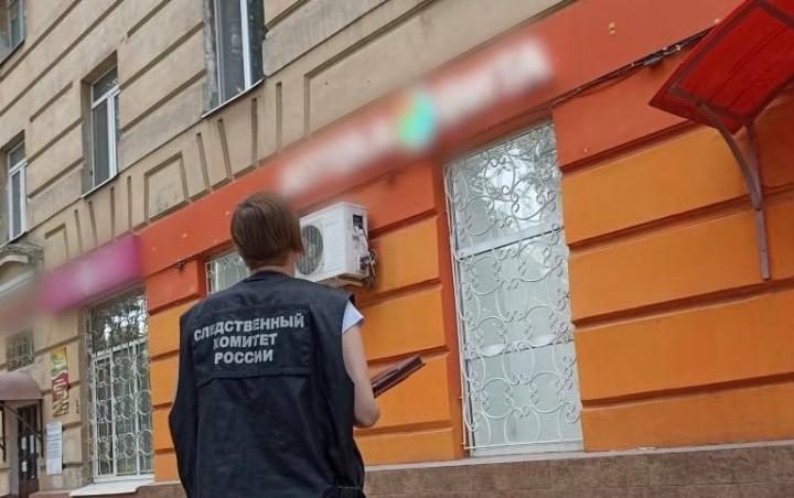 В Саратове ребёнок выпал из окна третьего этажа