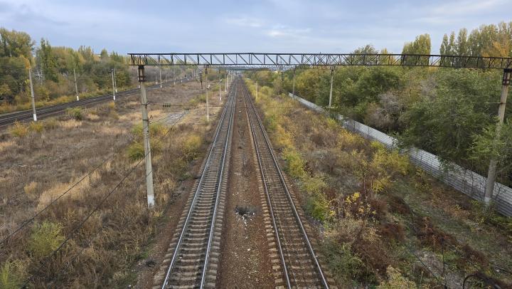 В Саратове рабочий пострадал на железной дороге