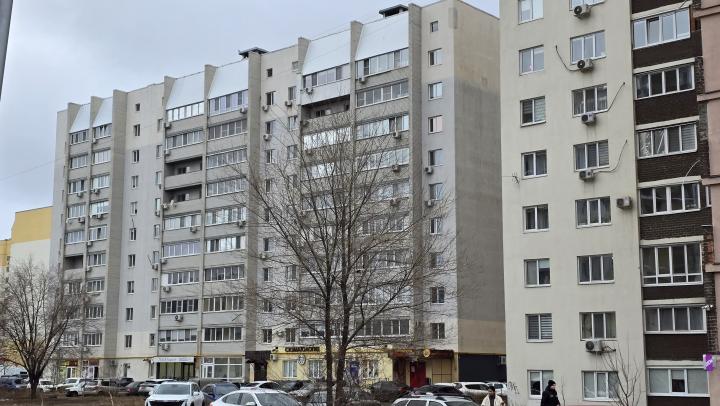 Газовый взрыв в саратовской высотке: разрушены десятки квартир, есть погибшие