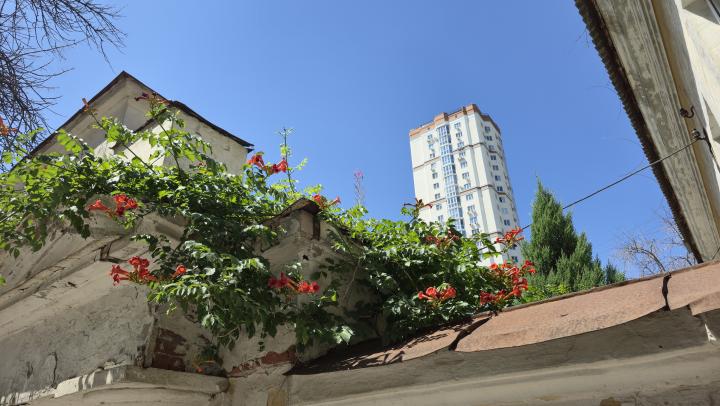 В Саратовской области ввели оранжевый уровень опасности из-за пожаров
